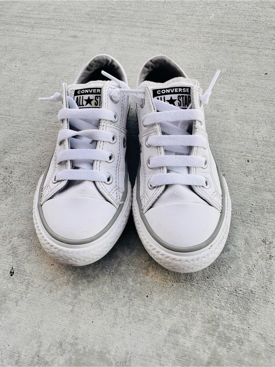 Converse Other - Converse Kids White Low-Top Sneakers